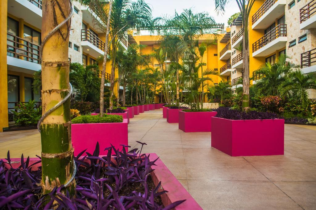 Unique Playa Del Carmen Center Hotel Exterior photo